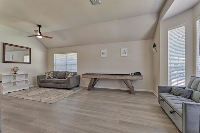3729 Breckenridge Drive, Montgomery, TX 77356
