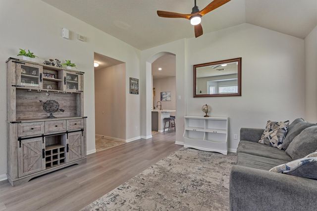 3729 Breckenridge Drive, Montgomery, TX 77356