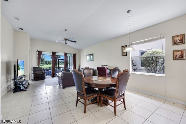 2010 Fairmont LN, Naples, FL 34120