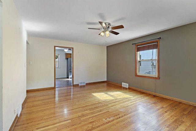 5419 38th AVENUE, Kenosha, WI 53144