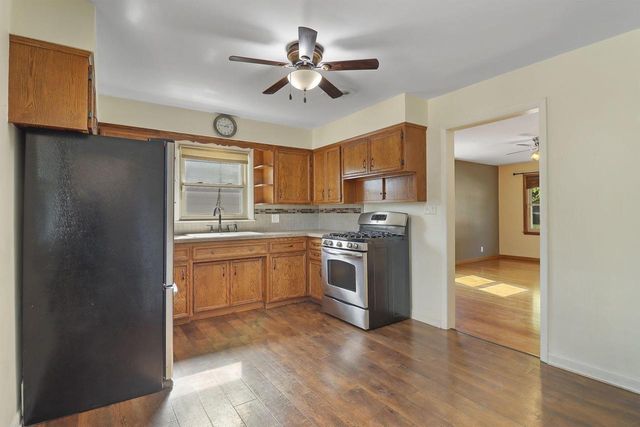 5419 38th AVENUE, Kenosha, WI 53144