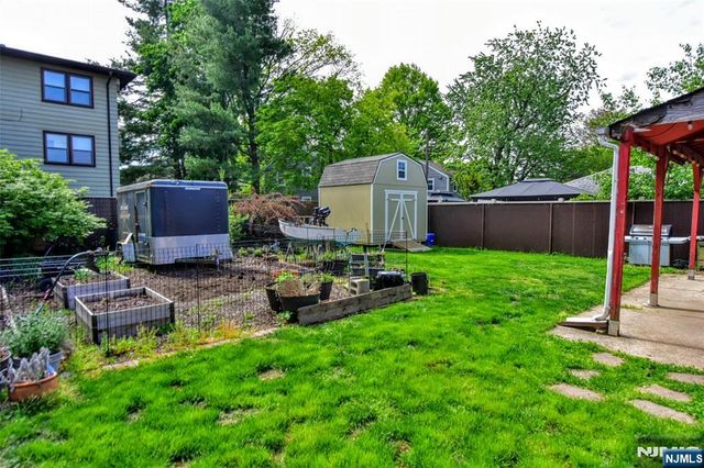 247 Grove Street, Lodi, NJ 07644