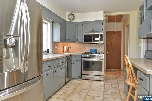 247 Grove Street, Lodi, NJ 07644