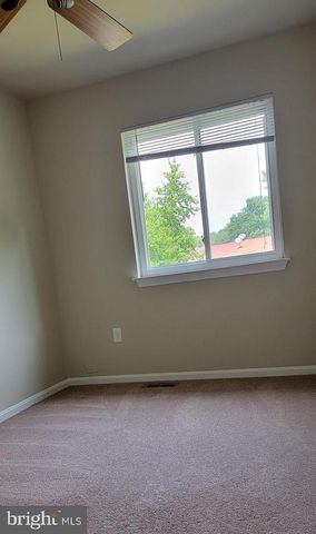 3096 HEATHCOTE RD, Waldorf, MD 20602