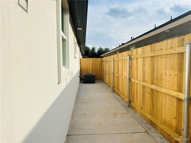 1103 Sugar Garden Drive 1, Pharr, TX 78577