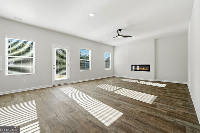 406 River Walk Farm Parkway, Covington, GA 30014