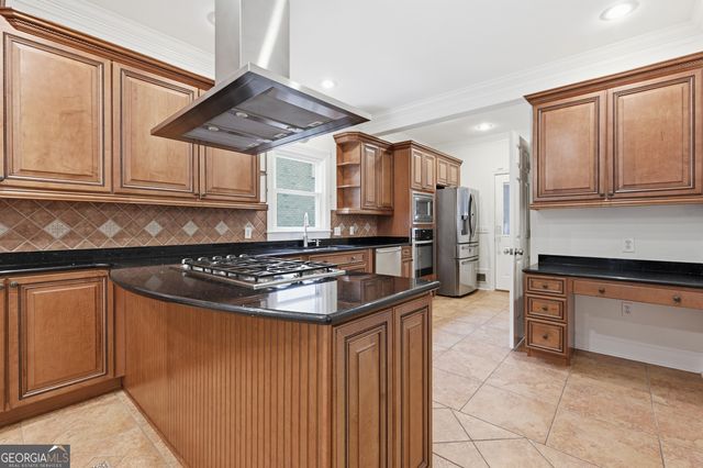 2809 Livsey Woods Drive, Tucker, GA 30084