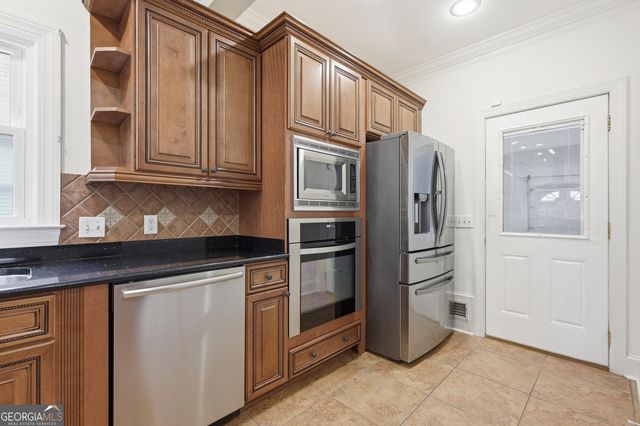 2809 Livsey Woods Drive, Tucker, GA 30084