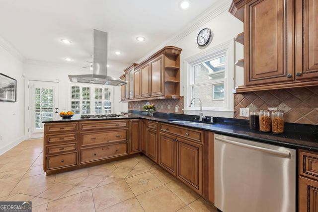 2809 Livsey Woods Drive, Tucker, GA 30084