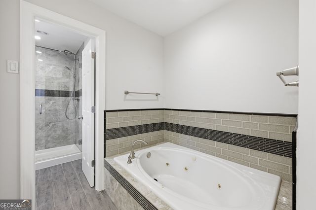 2809 Livsey Woods Drive, Tucker, GA 30084