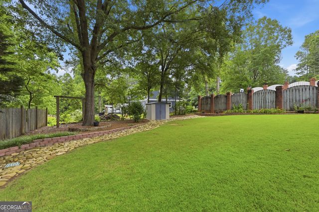 2809 Livsey Woods Drive, Tucker, GA 30084