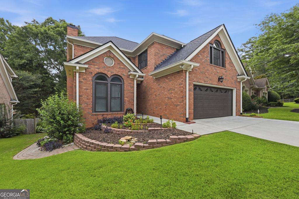 2809 Livsey Woods Drive, Tucker, GA 30084