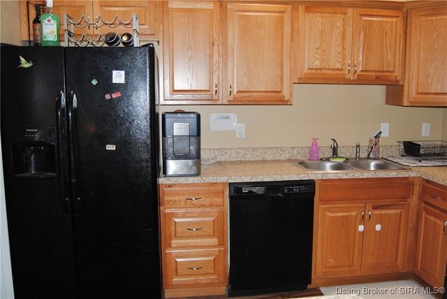 1063 Eclipse Street, Scottsburg, IN 47170