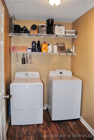 1063 Eclipse Street, Scottsburg, IN 47170