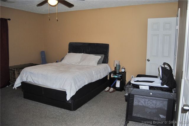 1063 Eclipse Street, Scottsburg, IN 47170