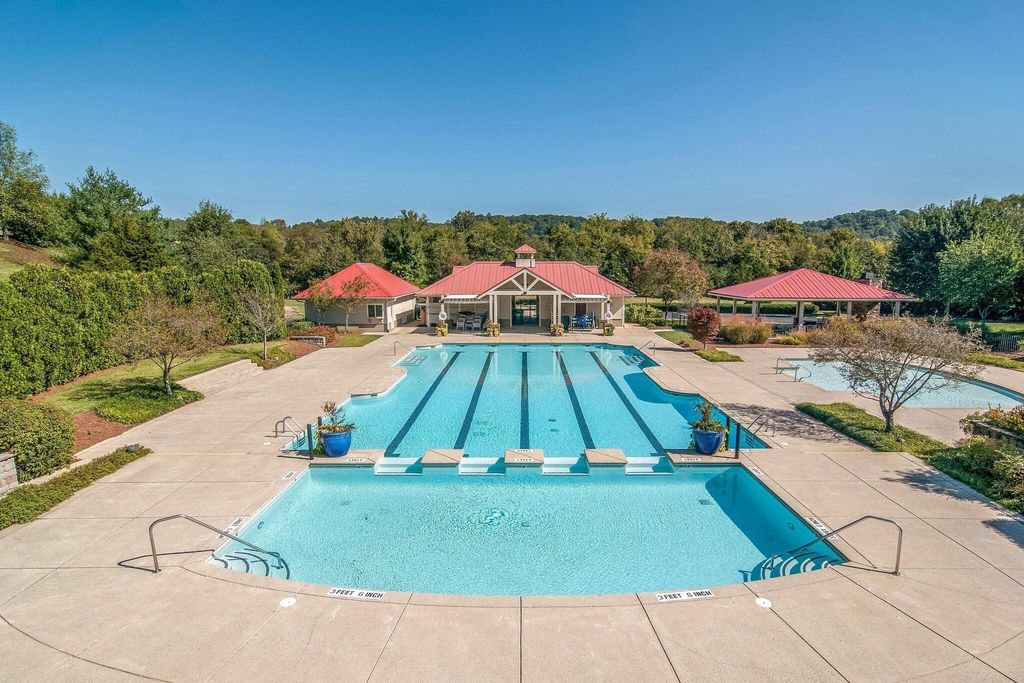 1437 Bending River Dr, Nashville, TN 37221