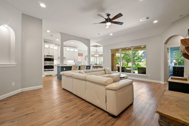 99 S Greenprint Circle, Tomball, TX 77375