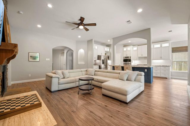 99 S Greenprint Circle, Tomball, TX 77375