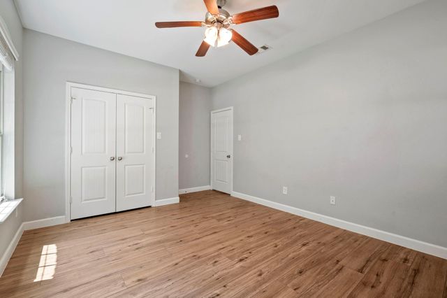 99 S Greenprint Circle, Tomball, TX 77375