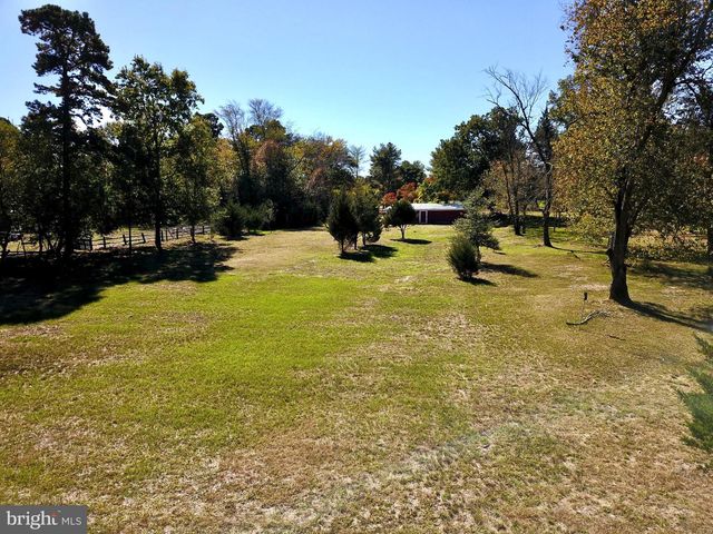 579 AND 583 TABERNACLE RD, Medford, NJ 08055