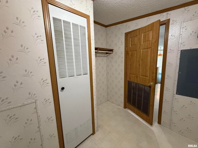 115 MOUNT JOY Road, Murphysboro, IL 62966