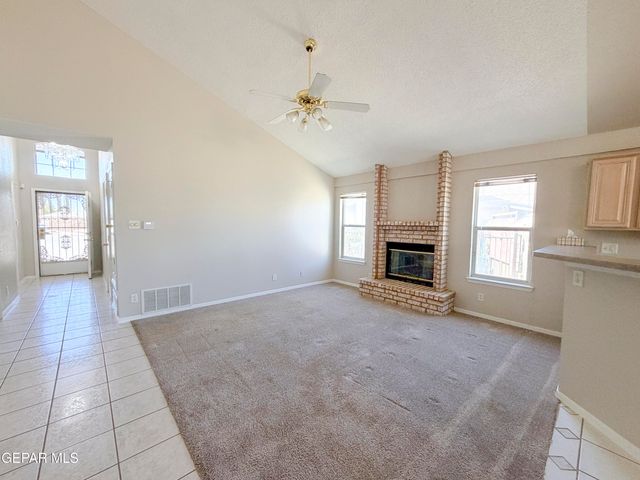 399 Montreal Circle, Socorro, TX 79927