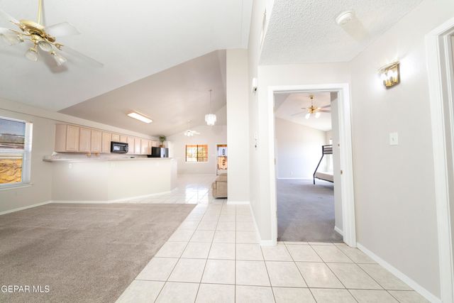 399 Montreal Circle, Socorro, TX 79927