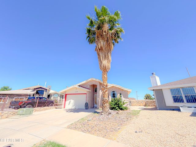 399 Montreal Circle, Socorro, TX 79927