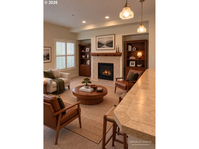 10829 Ne RED WING Way 102, Hillsboro, OR 97006