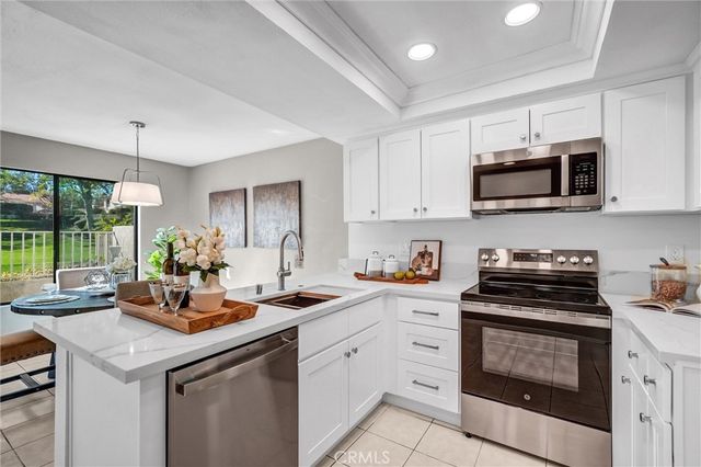 913 Whitewater, Fullerton, CA 92833