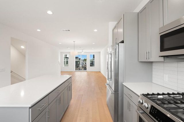 3613 Jetson WAY 115, Austin, TX 78723