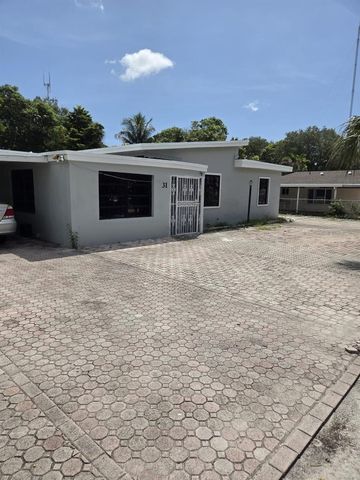 31 Edmund Road 1, West Park, FL 33023