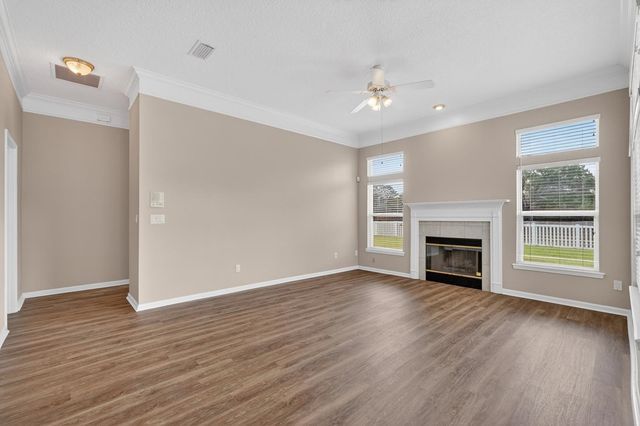 1104 Hideaway Dr, St Johns, FL 32259