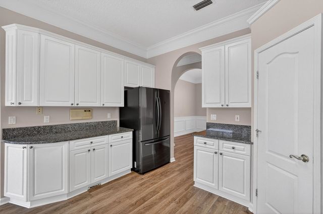 1104 Hideaway Dr, St Johns, FL 32259