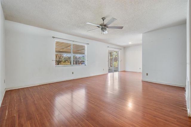 8508 MISTY RIVER COURT, Tampa, FL 33637