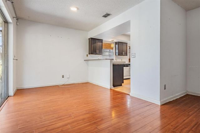 8508 MISTY RIVER COURT, Tampa, FL 33637