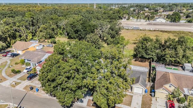 8508 MISTY RIVER COURT, Tampa, FL 33637