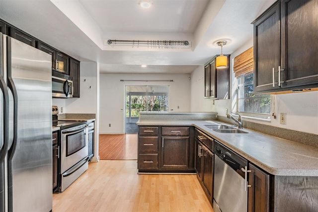8508 MISTY RIVER COURT, Tampa, FL 33637