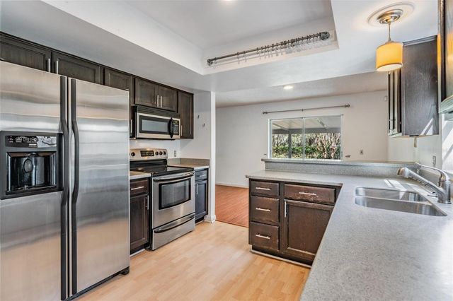 8508 MISTY RIVER COURT, Tampa, FL 33637