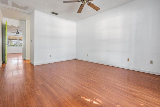 8508 MISTY RIVER COURT, Tampa, FL 33637