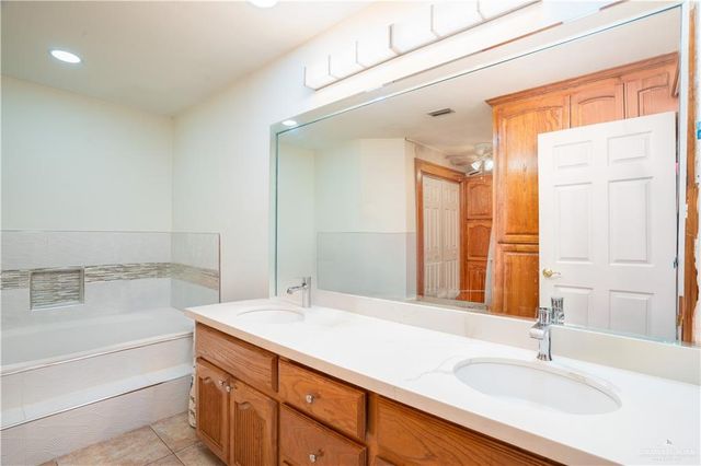 1701 Raul Aguilar Drive, Mission, TX 78572