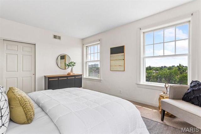 321 Belt Avenue 501, St Louis, MO 63112