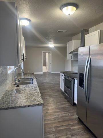 420 Glenwood Terrace, Hurst, TX 76053