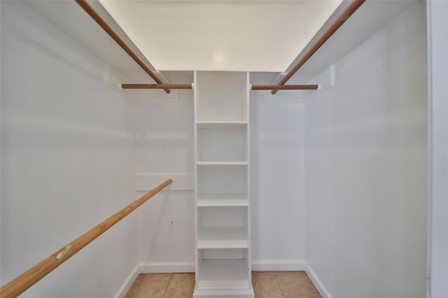 990 Redway Lane, Houston, TX 77062