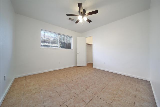 990 Redway Lane, Houston, TX 77062