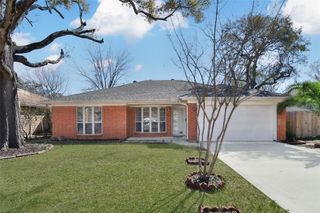 990 Redway Lane, Houston, TX 77062
