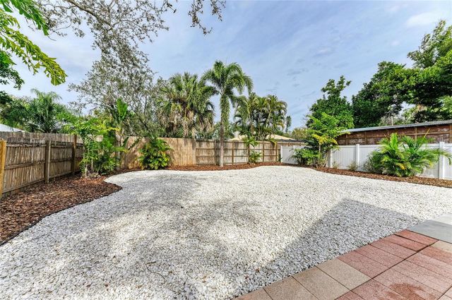 7008 12TH AVENUE NW, Bradenton, FL 34209