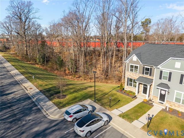 4000 Grove Point Dr, Richmond, VA 23223