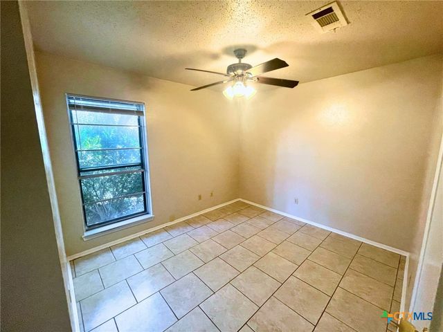 4512 Calle Roble, Temple, TX 76502