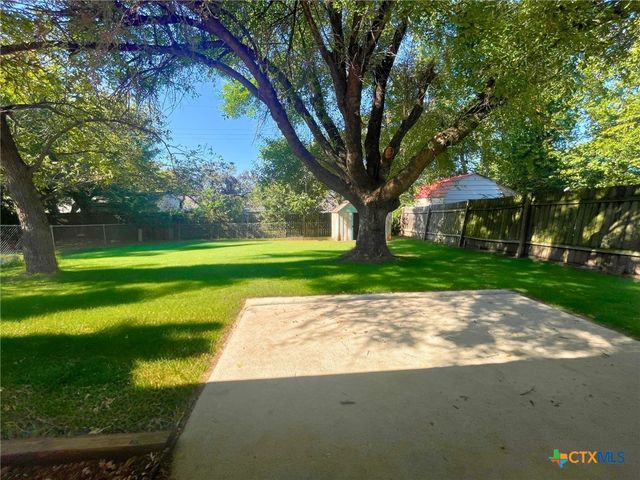 4512 Calle Roble, Temple, TX 76502